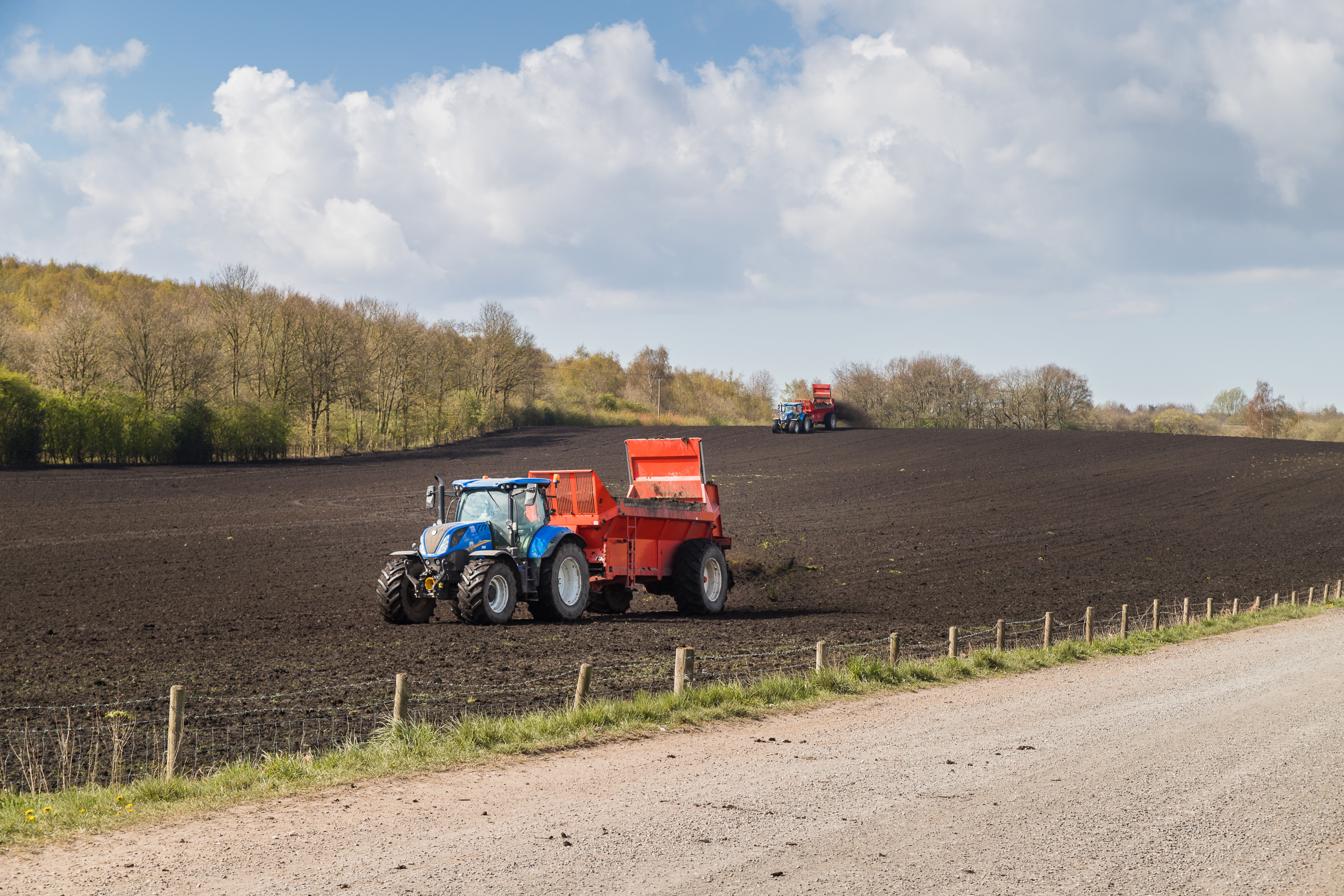 manure spreader (CORRECT)